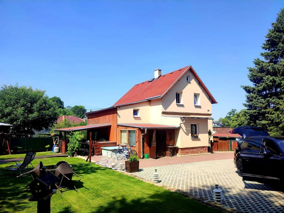 Ubytování U Rybníčka Arnoltice u Decina Exterior foto